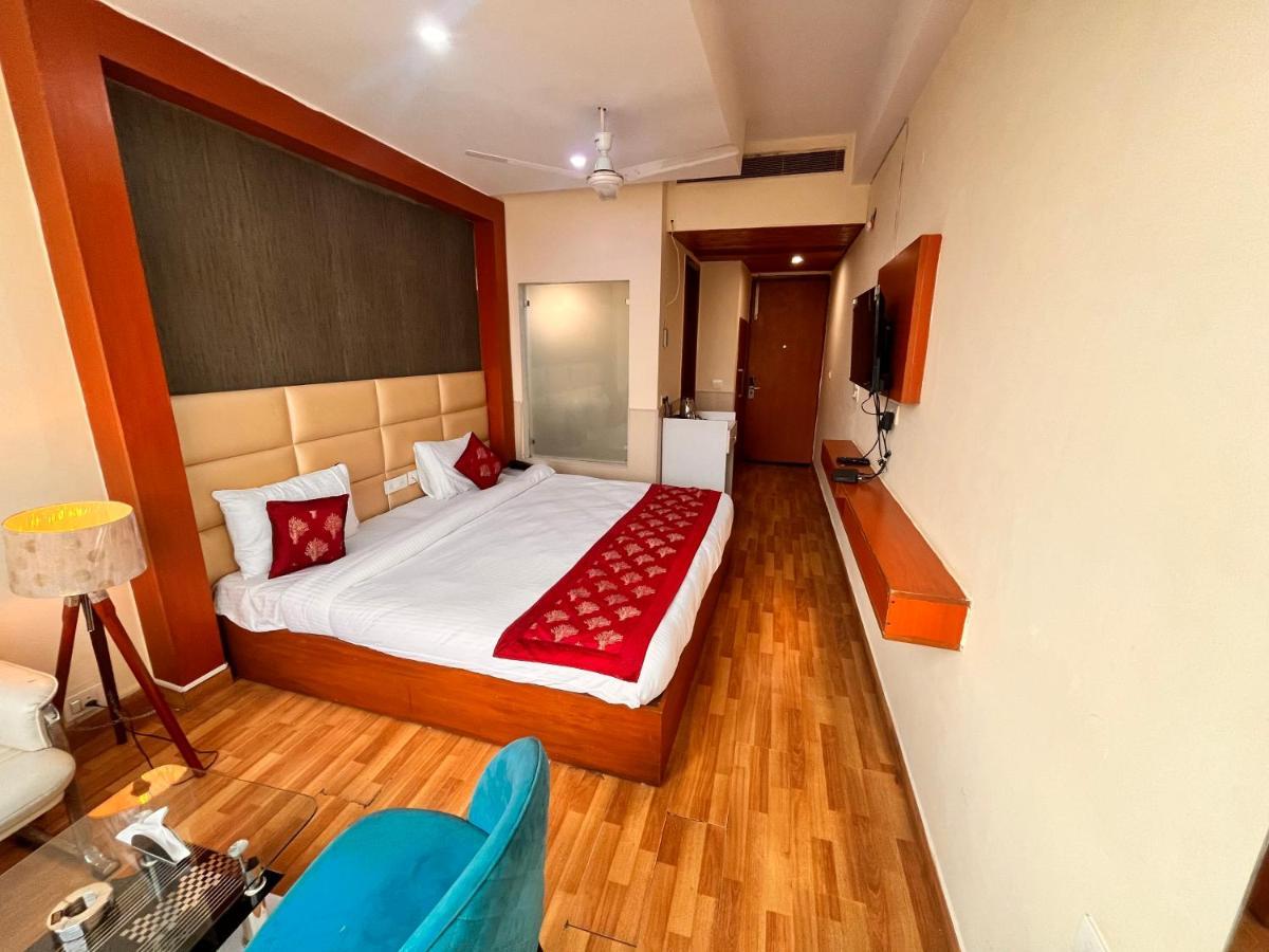 Oyster Pearl I Near Medanta Hospital I Sec-39 I Gurgaon Hotel Exterior photo