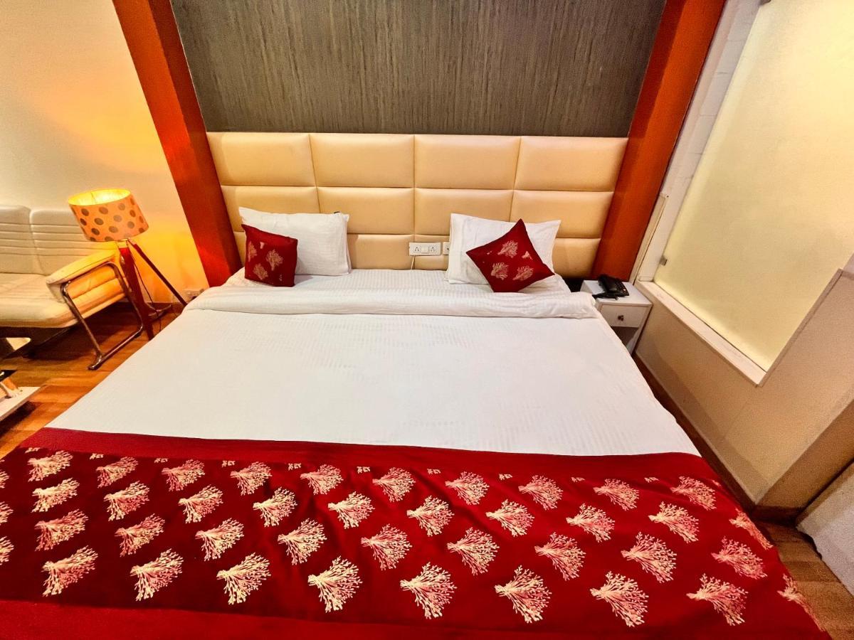 Oyster Pearl I Near Medanta Hospital I Sec-39 I Gurgaon Hotel Exterior photo